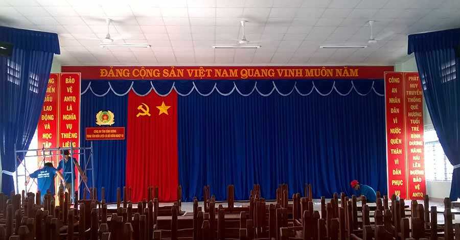 Màn sân khấu hội trường