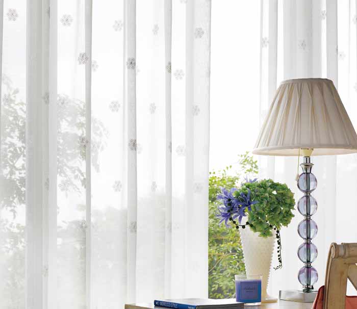 Rèm voan cửa sổ nhẹ nhàng bay bổng Rèm voan cửa sổ nhẹ nhàng bay bổng