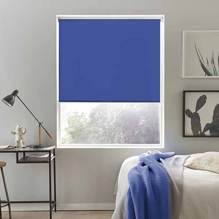Với các thông số kỹ thuật đạt chuẩn và thiết kế tinh tế, rèm cuốn cửa sổ phòng ngủ AVINAHOME mang đến cho căn phòng của bạn sự hoàn hảo và tiện nghi. Hãy tận hưởng giấc ngủ ngon với những chiếc rèm phù hợp với không gian và phong cách của bạn.