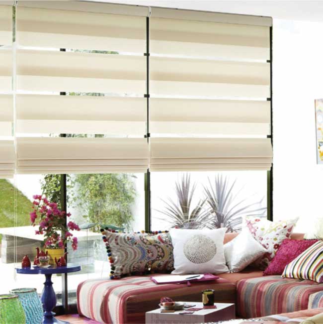 Kiểu rèm cầu vồng roman