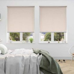rèm cuốn cửa sổ phòng ngủ