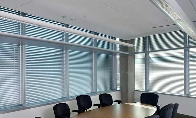 Rèm lá nhôm văn phòng