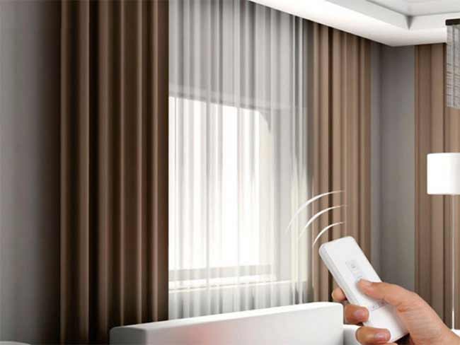 Rem vai tu dong thong minh